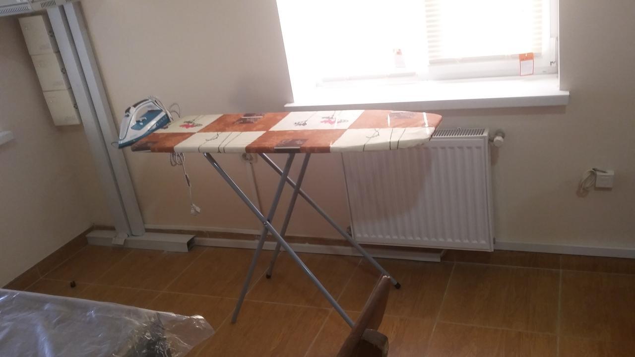 Hostel Stozhary Τερνόπιλ Εξωτερικό φωτογραφία