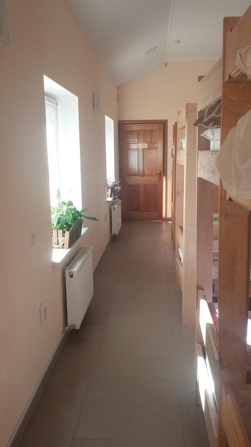 Hostel Stozhary Τερνόπιλ Εξωτερικό φωτογραφία