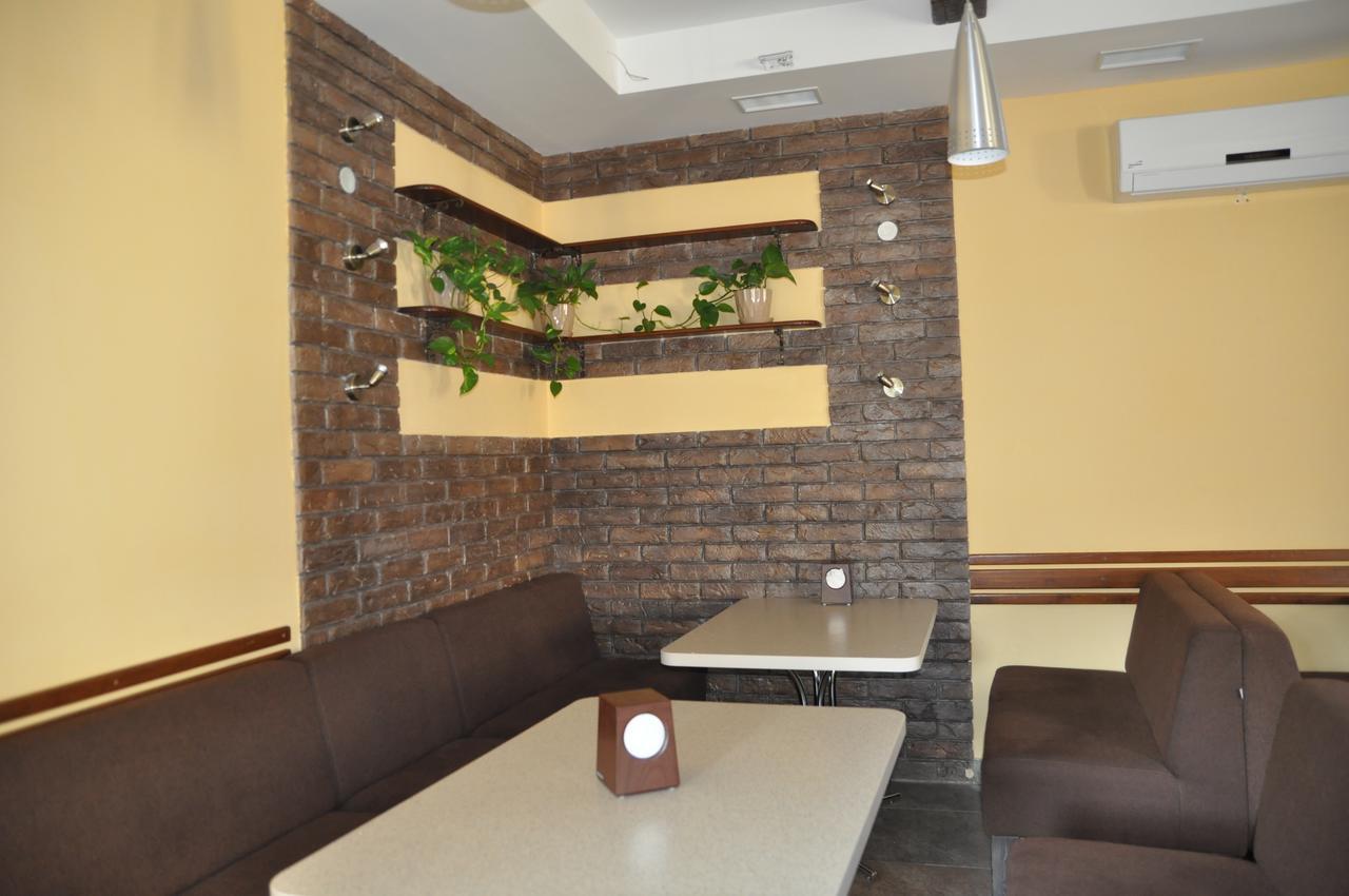 Hostel Stozhary Τερνόπιλ Εξωτερικό φωτογραφία